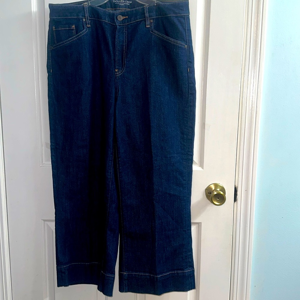 Chicos Trouser Crop Jeans Size 2R
Coastal Summer